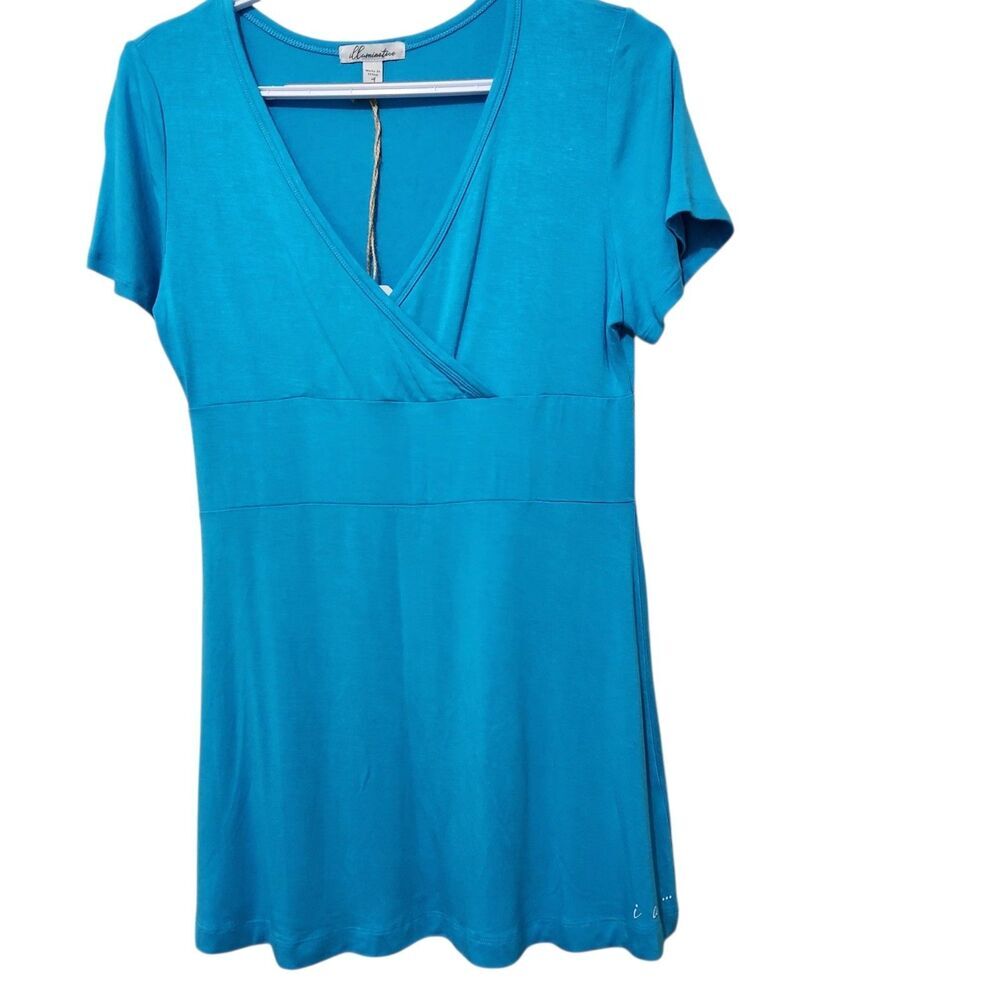 Illuminative Tunic Top Size Medium Blue Vneck Short Sleeve